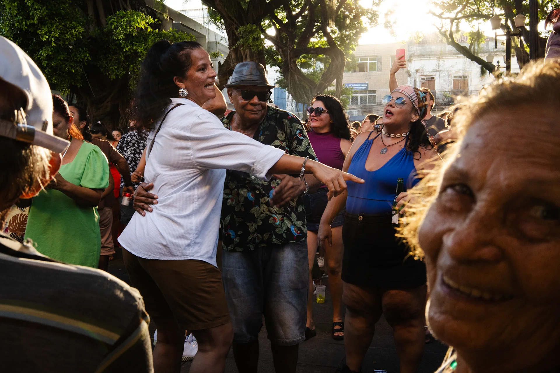Eye Contact: photograph by Leo Saraiva, image 8