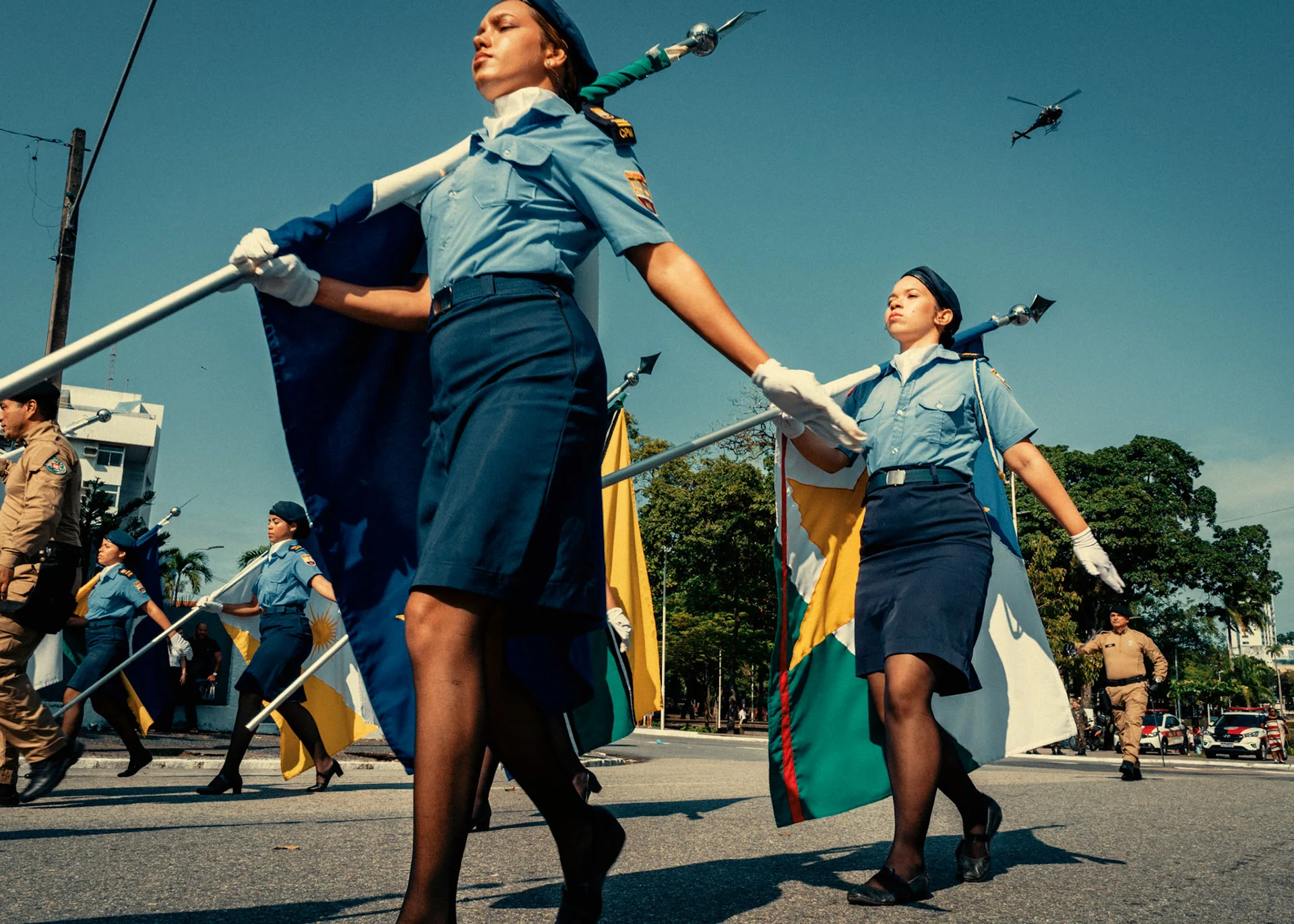 Street: photograph by Leo Saraiva, image 1